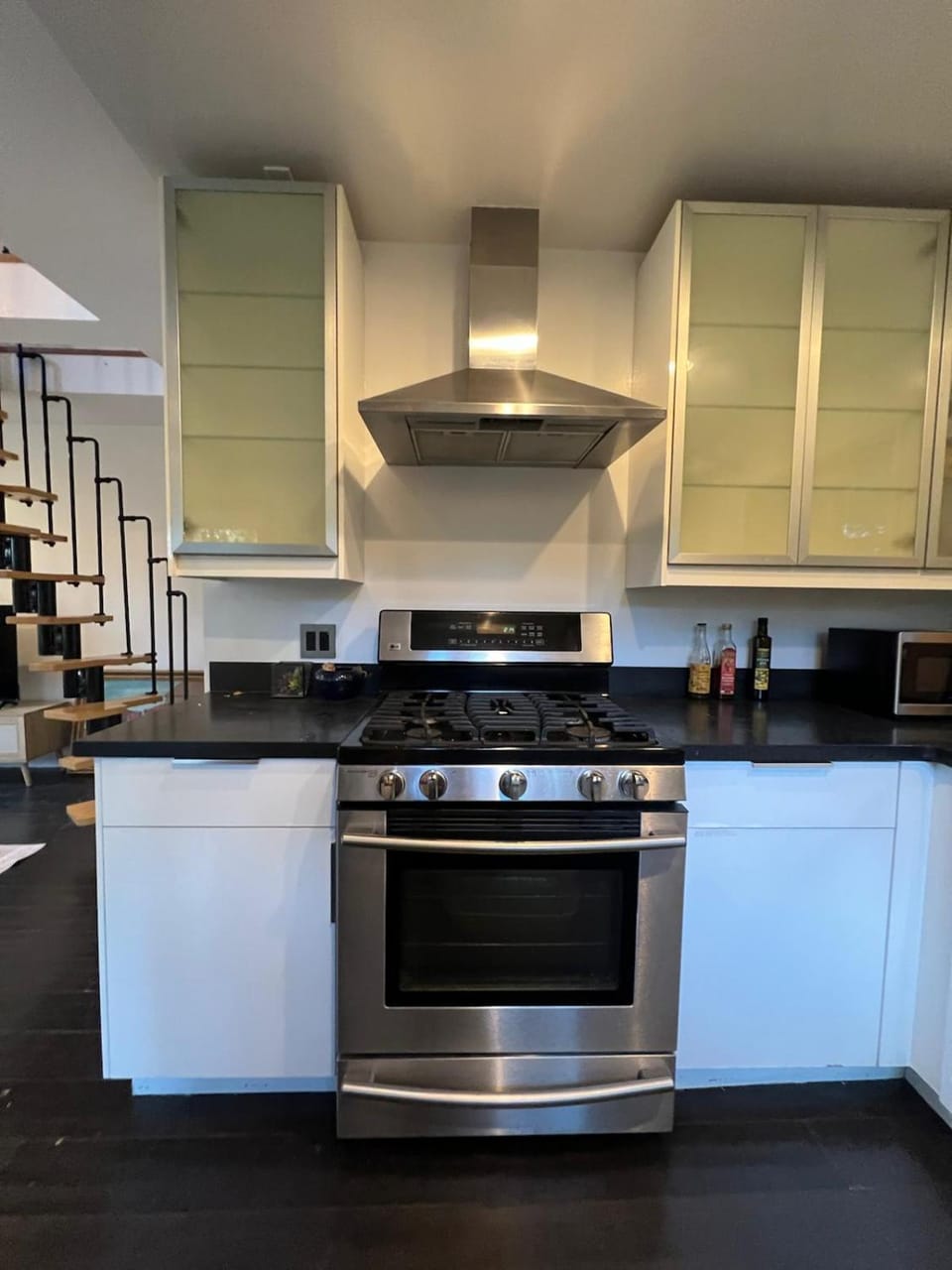 Topanga Garden Paradise 1BR - in the Heart of PO Tract House in Topanga