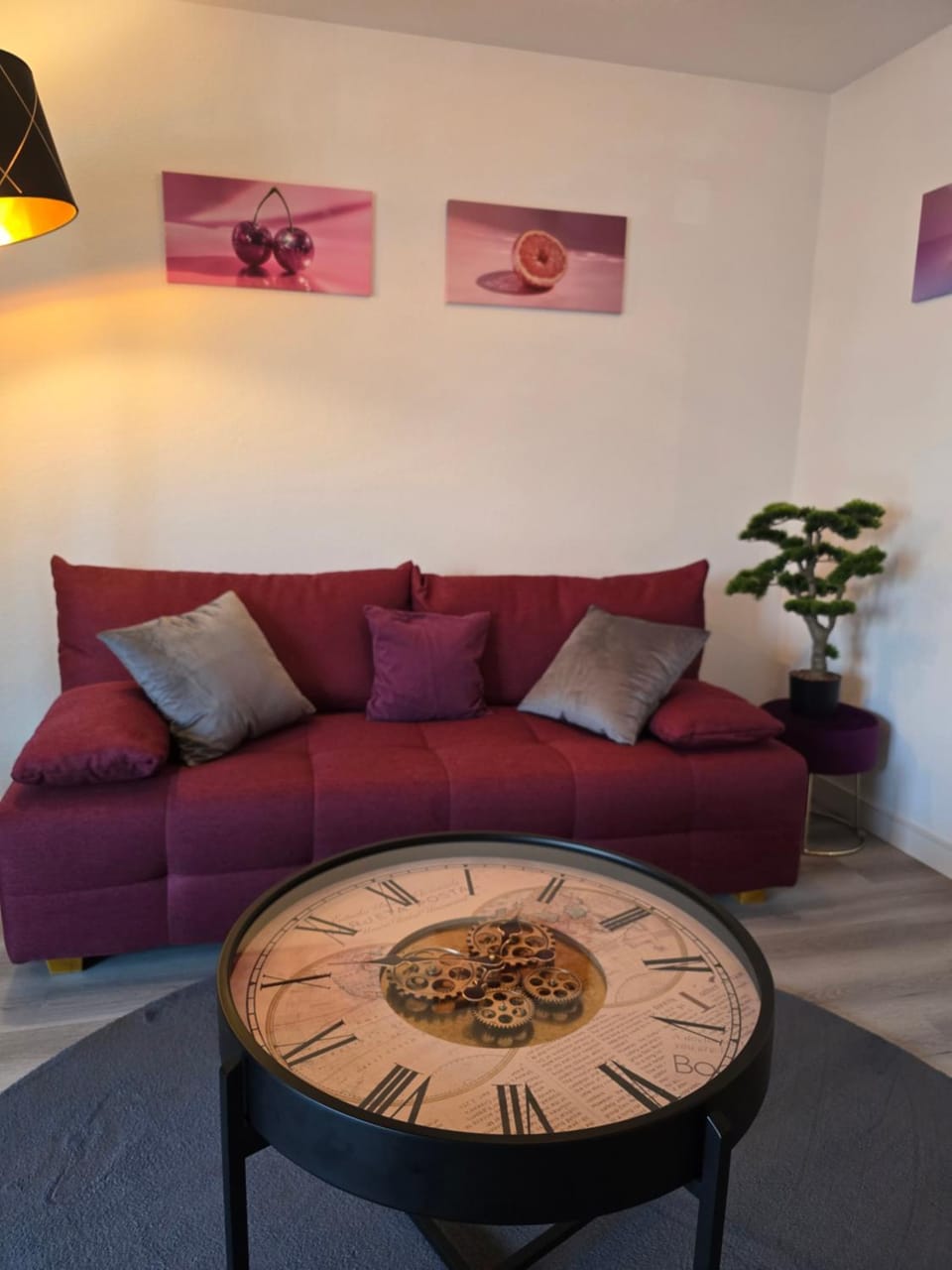 Living room, Decorative detail, Seating area
