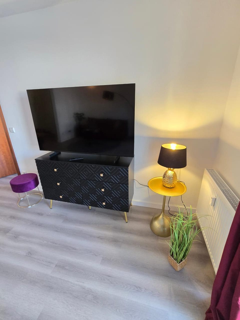 TV and multimedia, Living room, Photo of the whole room