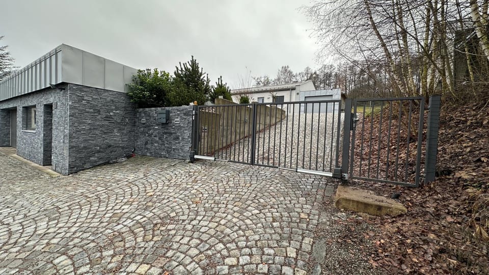 Property building, Day