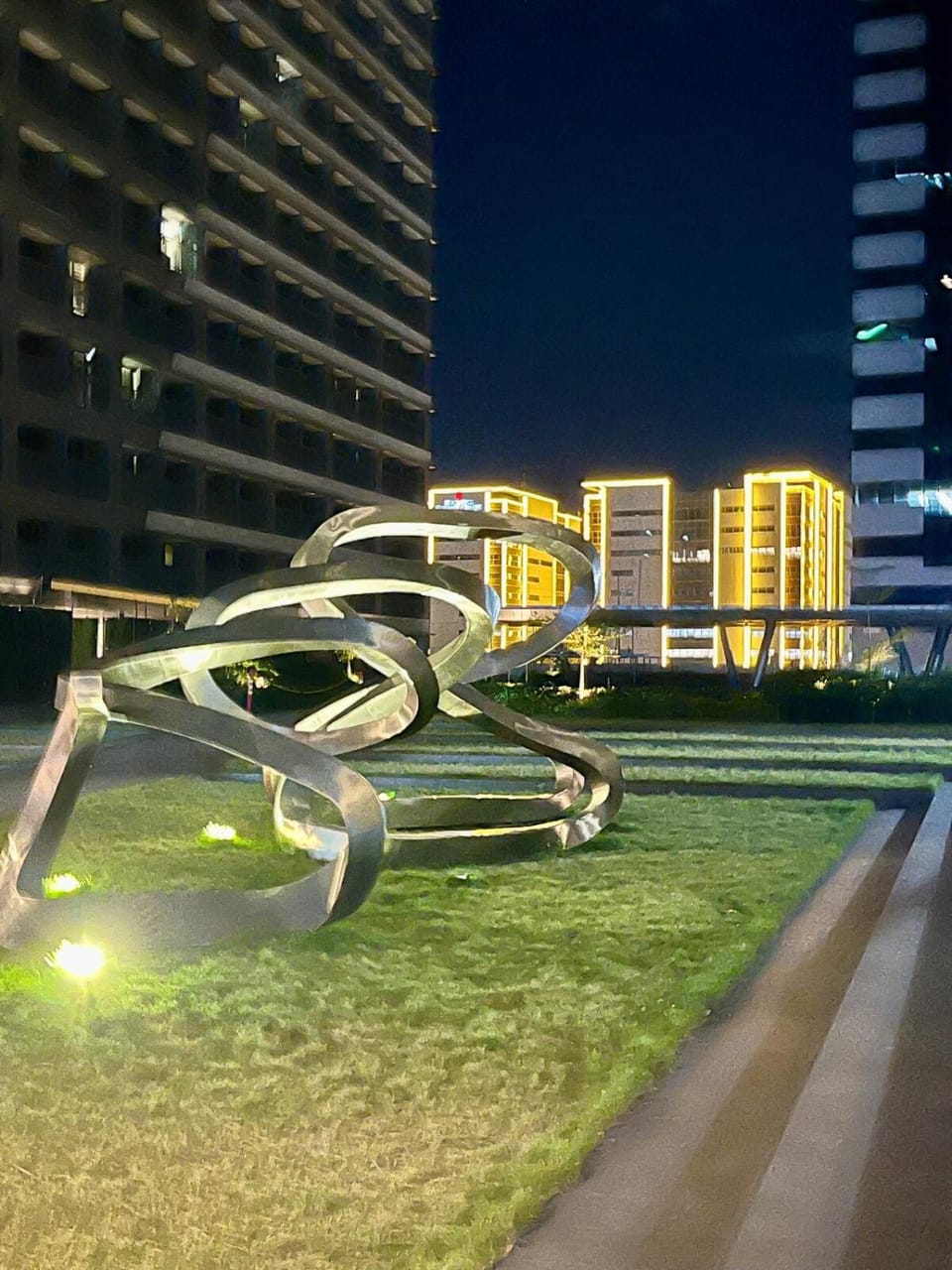 Restaurant/places to eat, Night, Swimming pool
