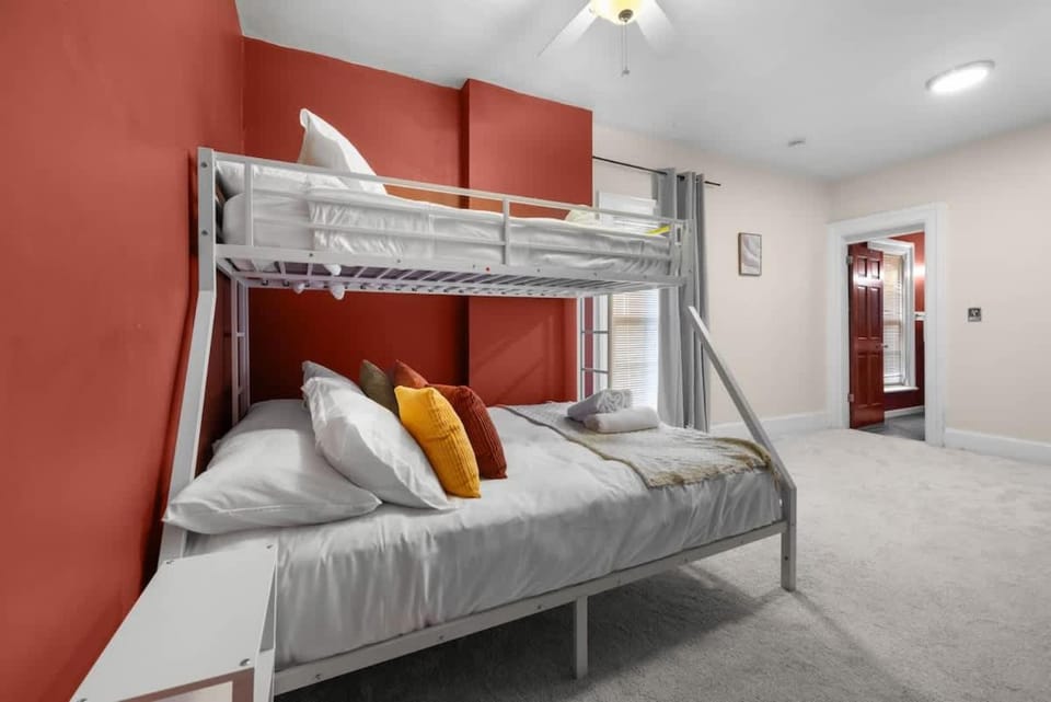 Bed, Bedroom, bunk bed