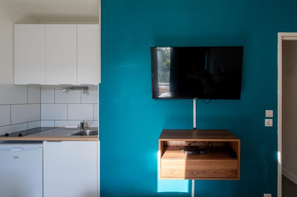 TV and multimedia, kitchen