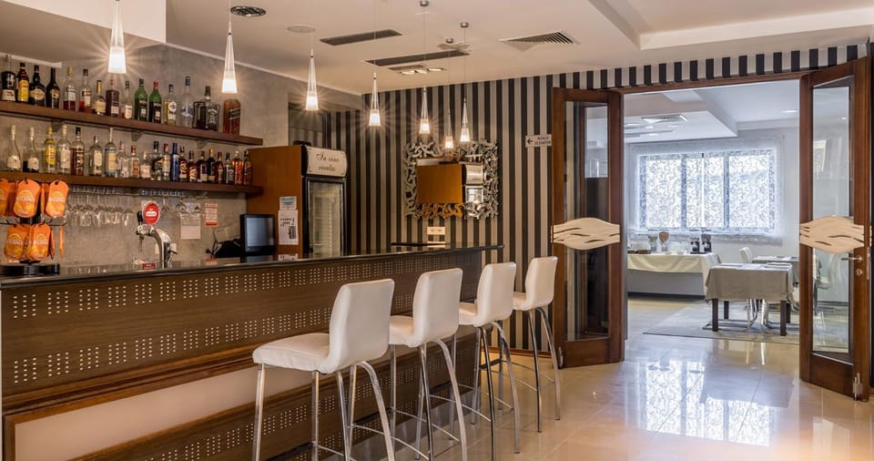 Lounge or bar