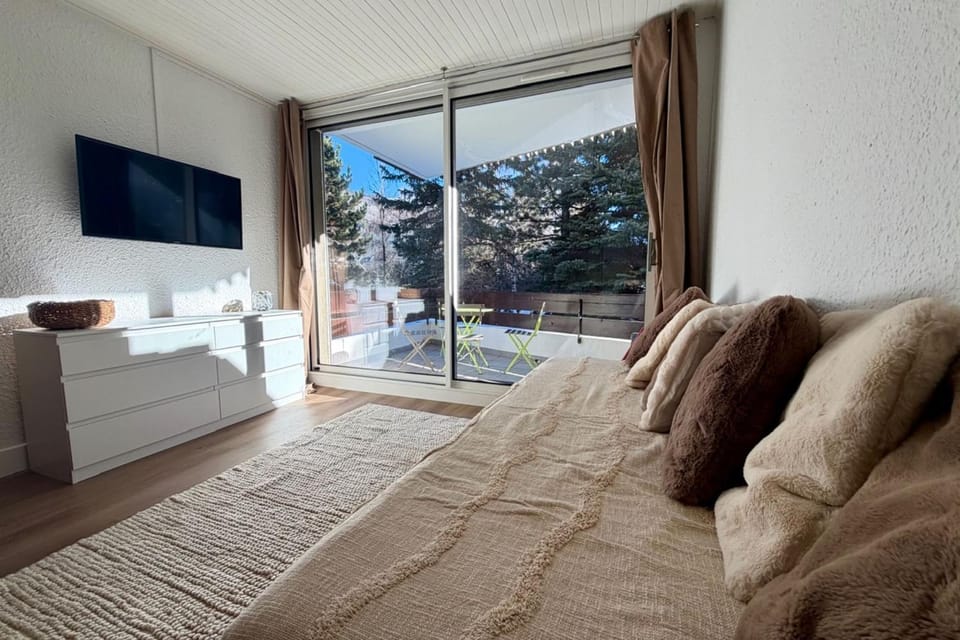 Pleasant stay in La Salle-les-Alpes for 4 people Apartment in Saint-Chaffrey