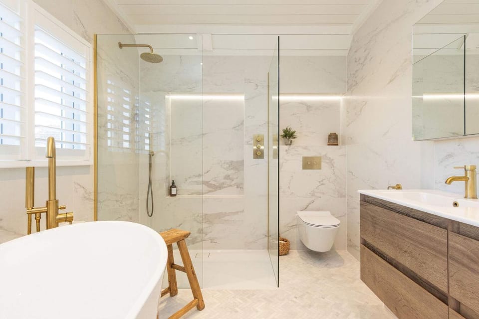 Shower, Toilet, Bathroom