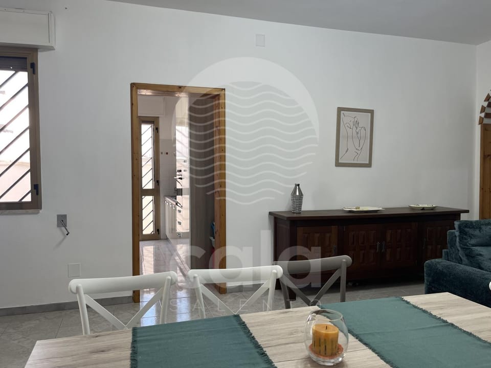 Living room, Dining area, kitchen
