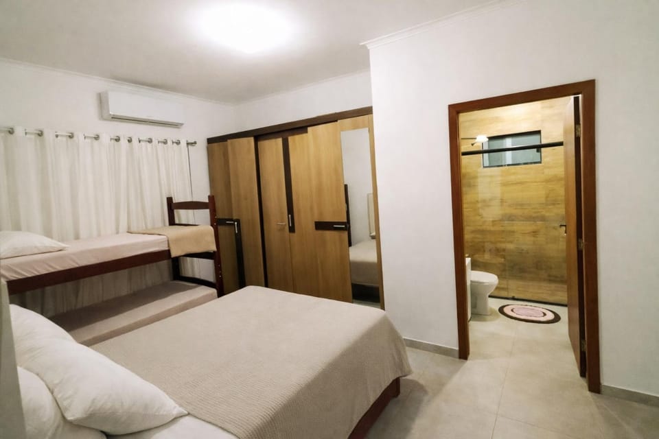 Bedroom, locker, air conditioner