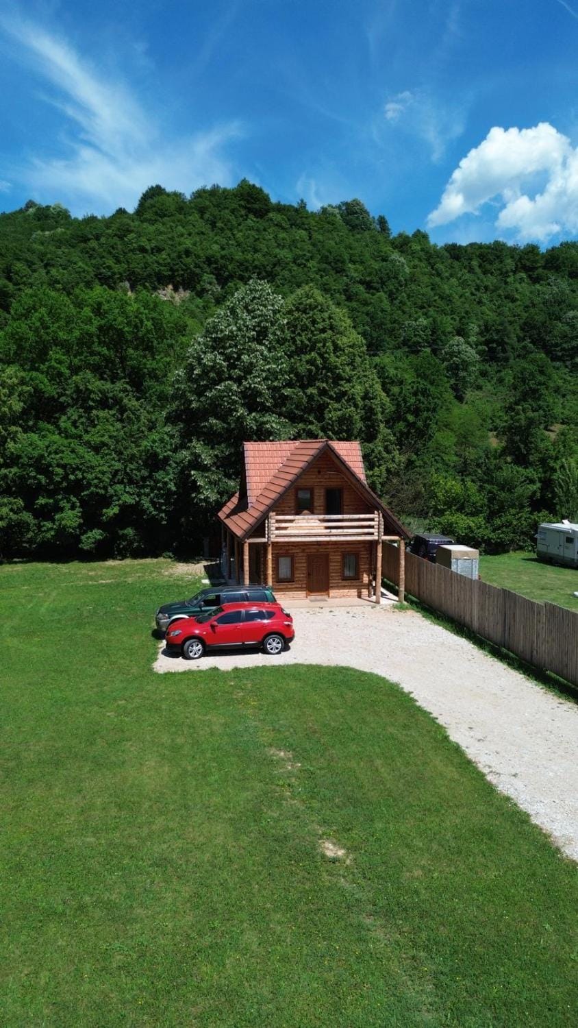 Property building, Parking
