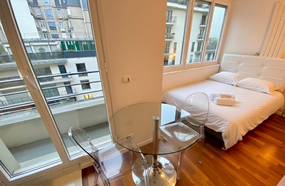 View (from property/room), Photo of the whole room, towels