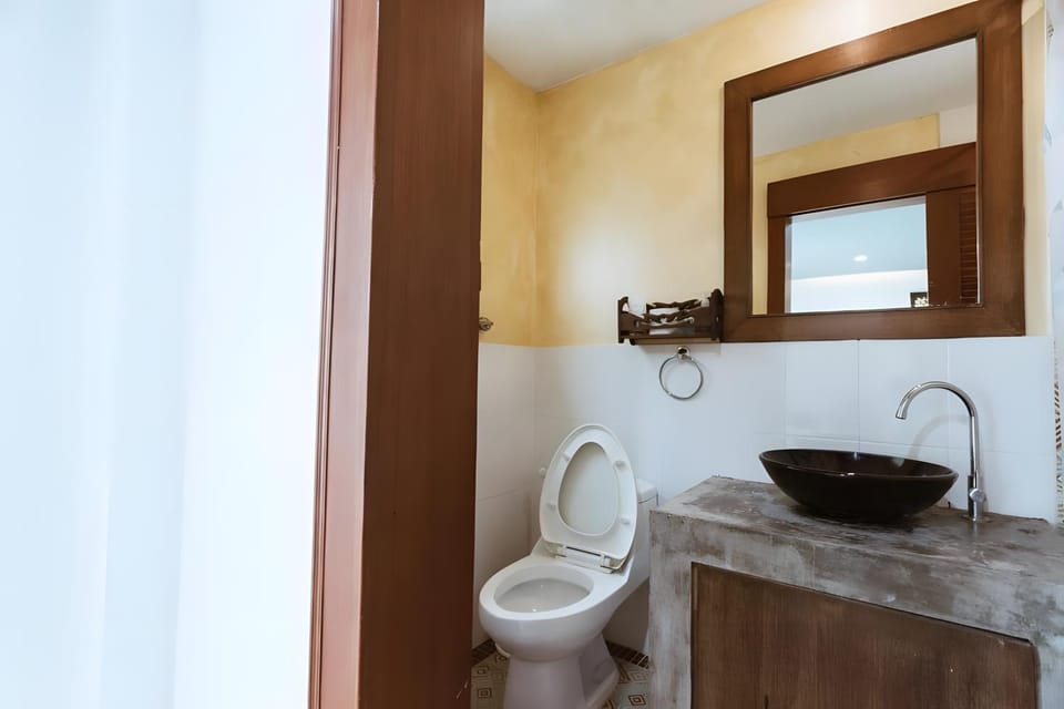 Toilet, Bathroom