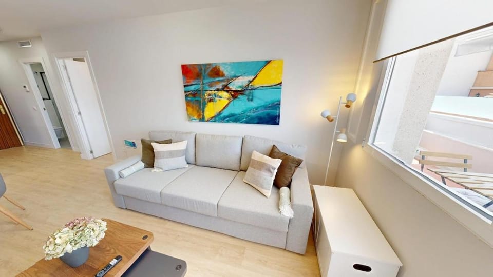 Stunning penthouse in Cuatro Caminos for 4 pax - Artistas 1 Apartment in Madrid