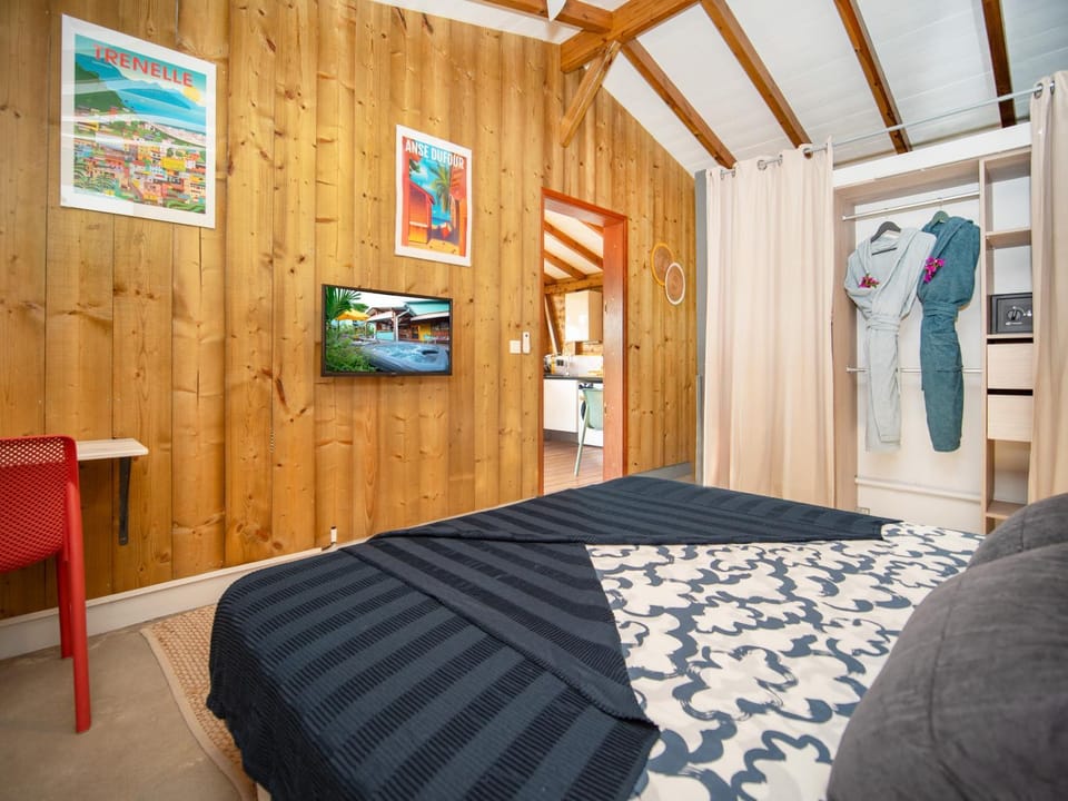 Duo-Lodge House in Sainte-Luce