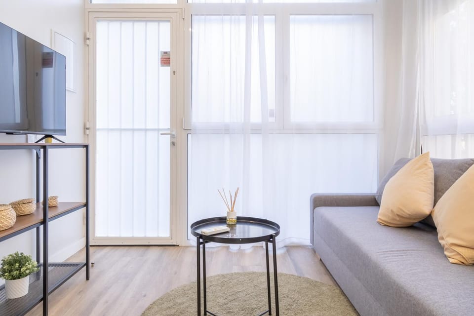 IFEMA-Airport Studio Apartment in Madrid