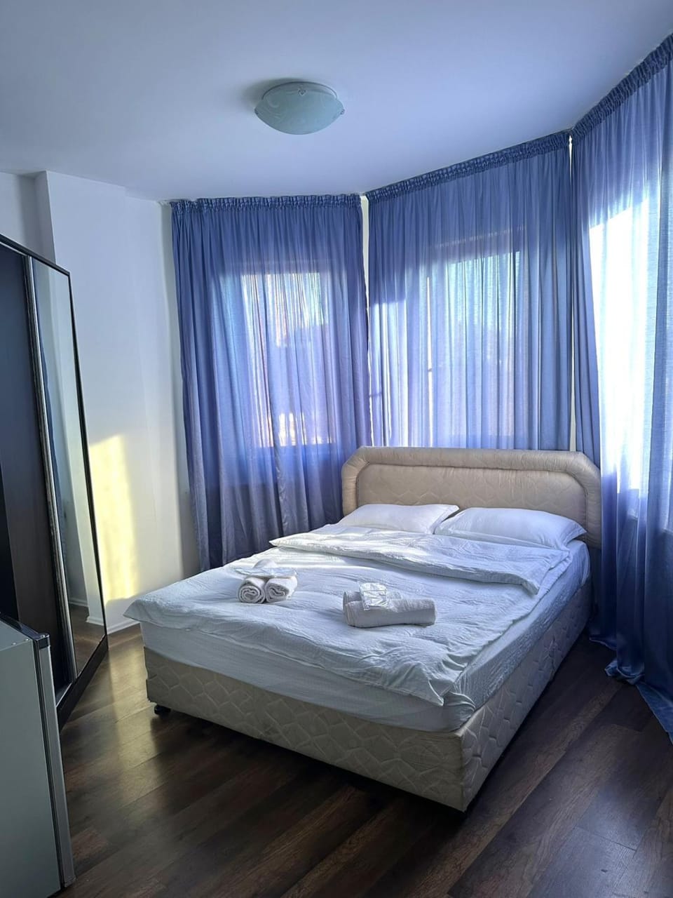 Bed, Photo of the whole room, Bedroom, towels, wardrobe