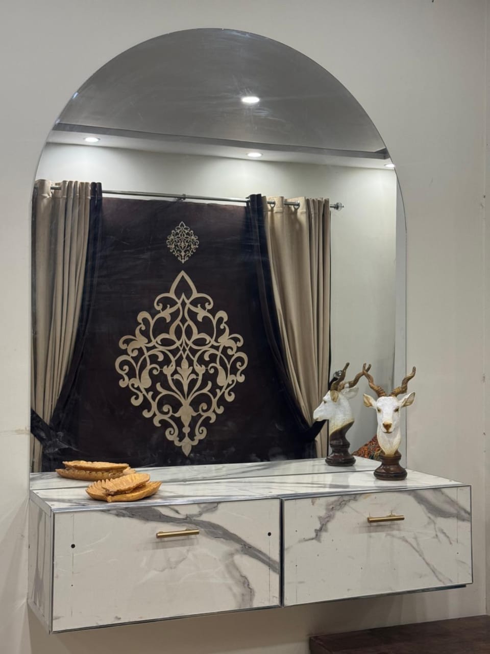 Studio 4U Apartment in Lahore