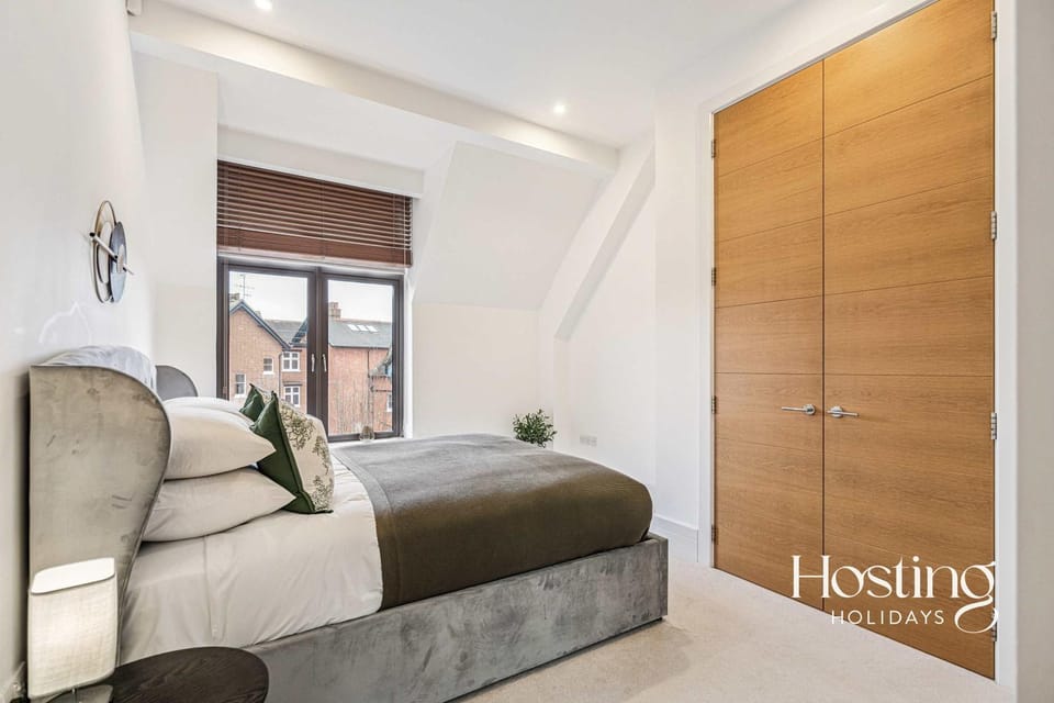 Bed, Bedroom, wardrobe