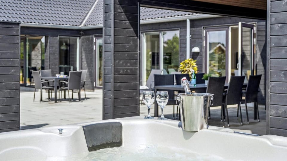 Hot Tub
