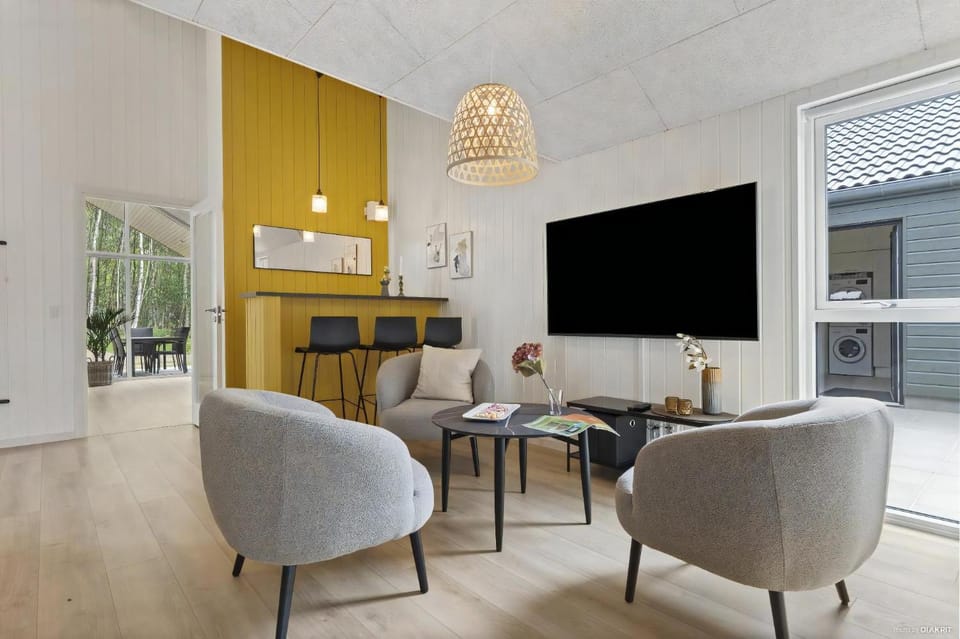 Lounge or bar