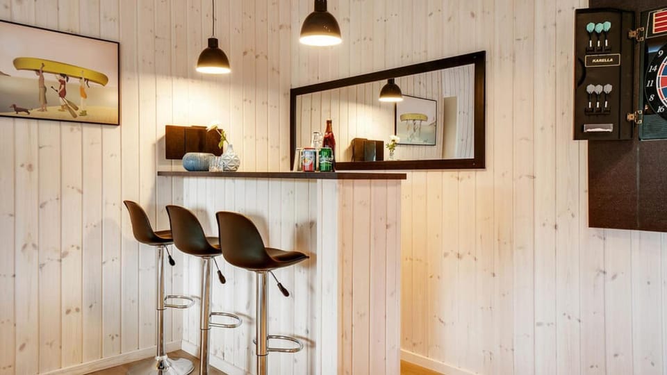 Lounge or bar