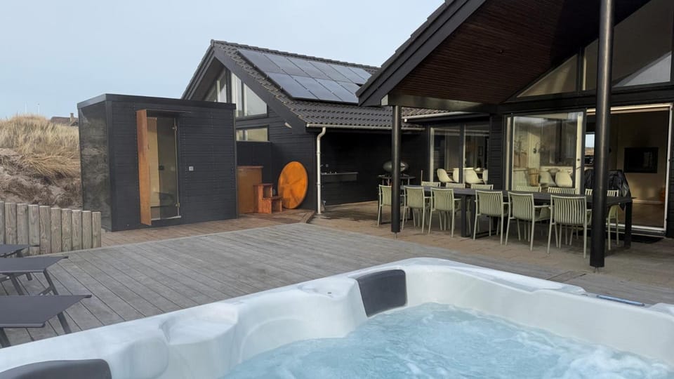 Hot Tub