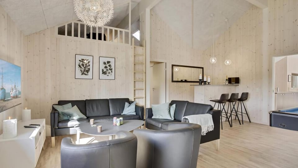 Lounge or bar