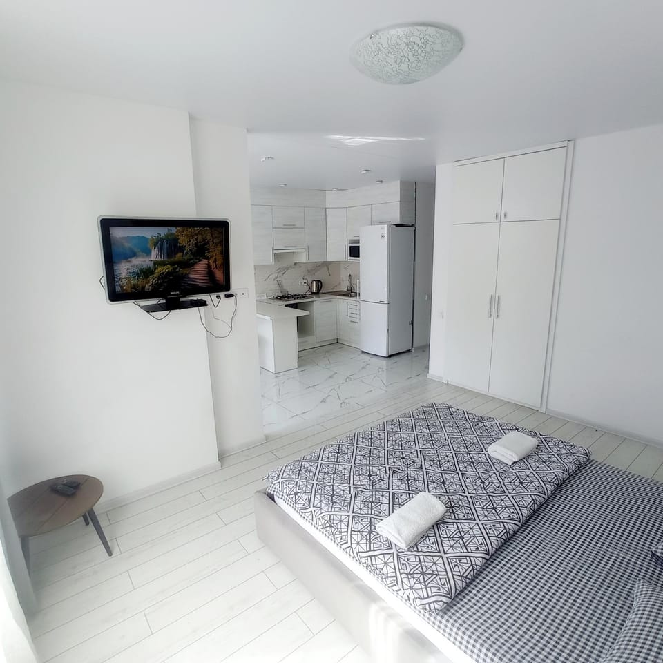 Новобудова сам центр ЖК "Семицвіт" Apartment in Lviv