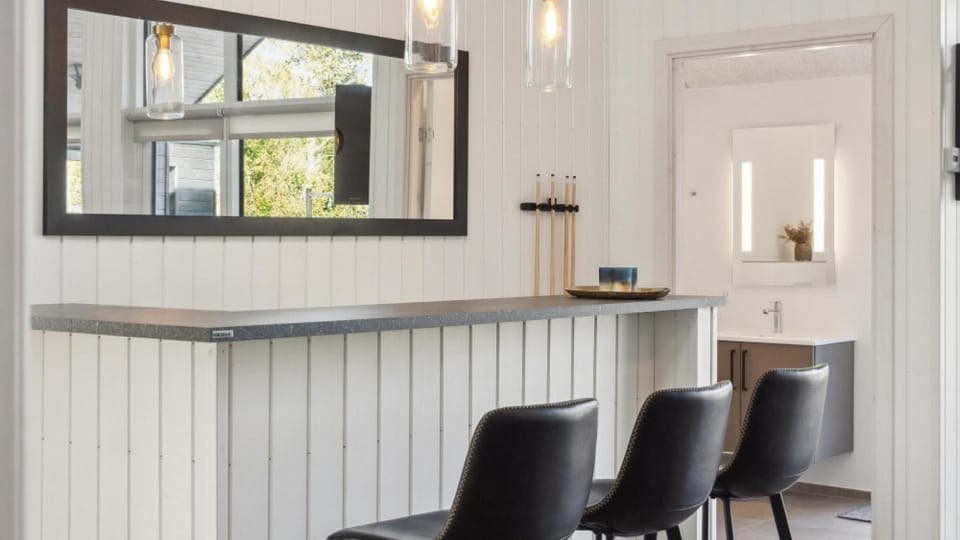 Lounge or bar