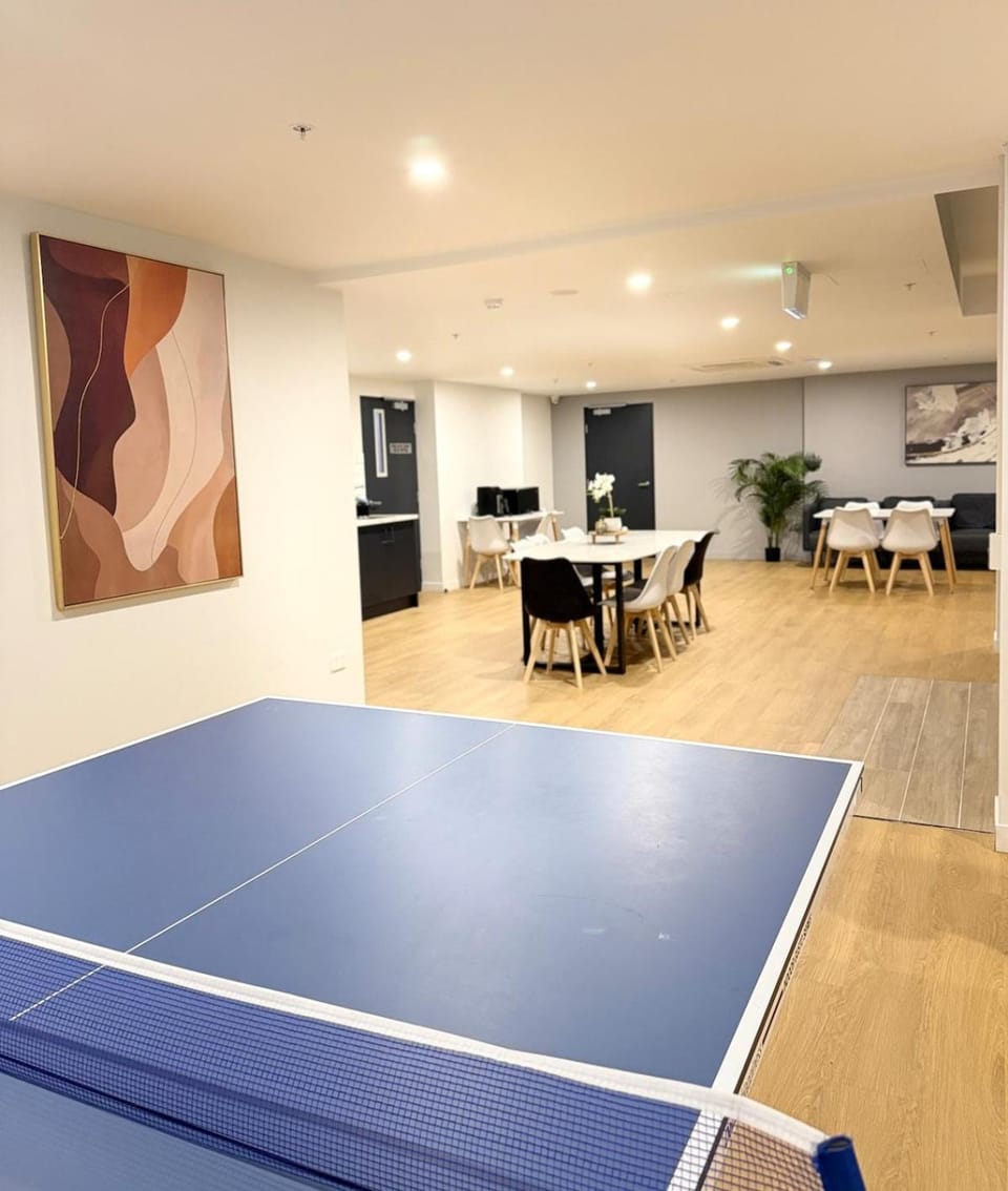 Communal lounge/ TV room, Kitchen or kitchenette