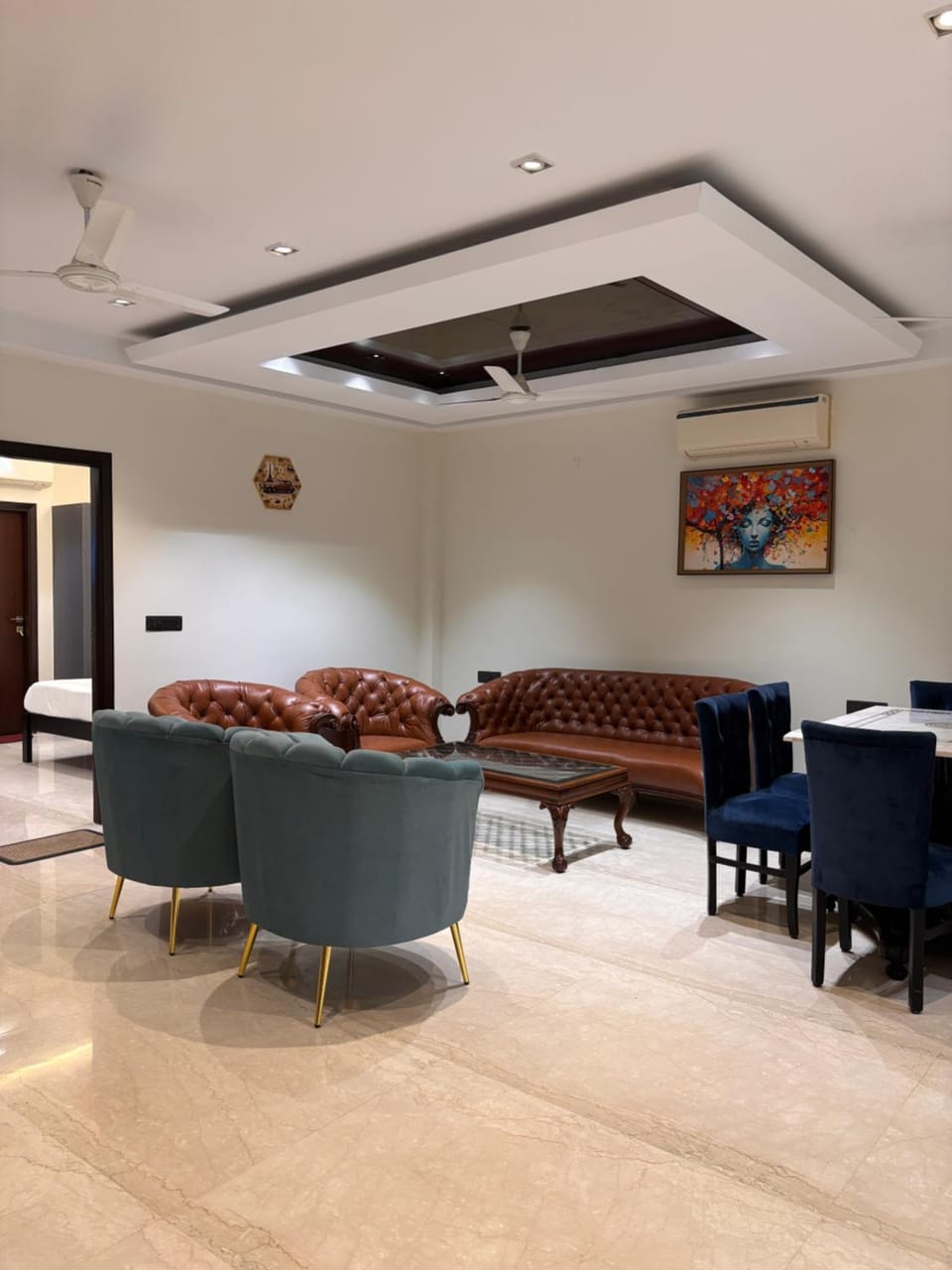 Living room, Seating area, air conditioner