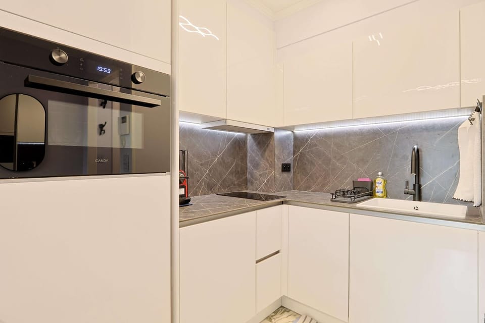 Le Fleuri - 1 ch - Centre Ville - By Winsome Destination Apartment in Cannes