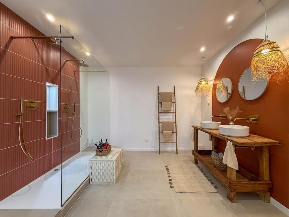 La suite précieuse - Lieu d'exception avec spa House in Calais