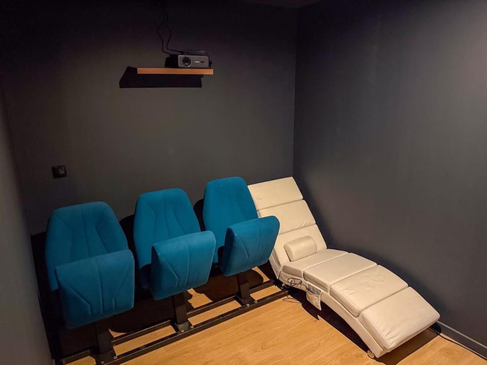 La suite précieuse - Lieu d'exception avec spa House in Calais