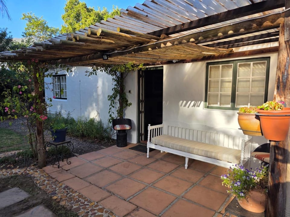 Property building, Patio, Balcony/Terrace, Balcony/Terrace, Garden view