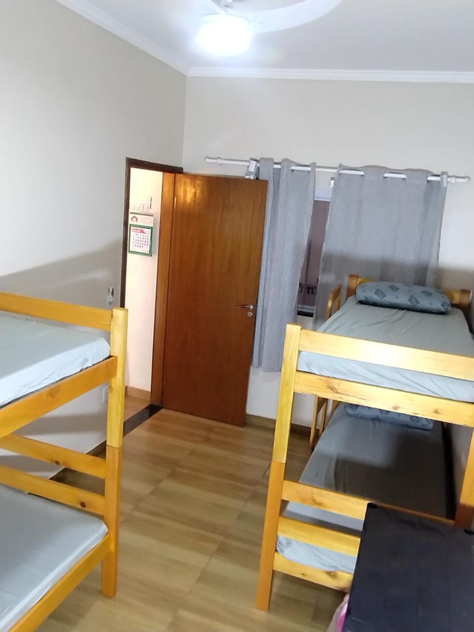 Edicula do Sidnei House in Brotas