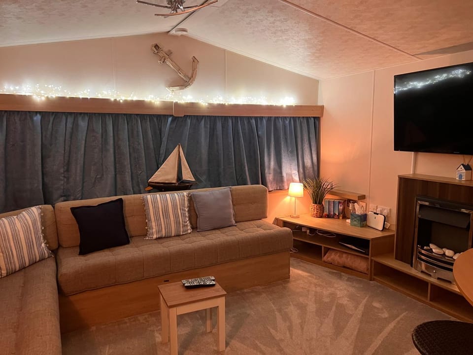 Coastal Beachfront Caravan Campground/ 
RV Resort in Tendring District