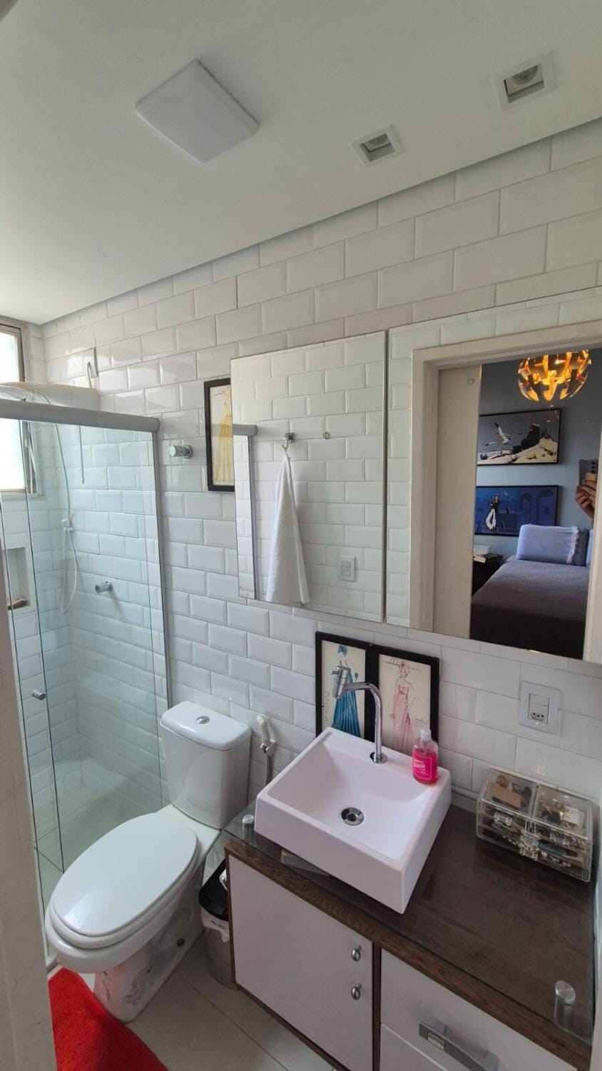 Shower, Toilet, Bathroom, Bedroom
