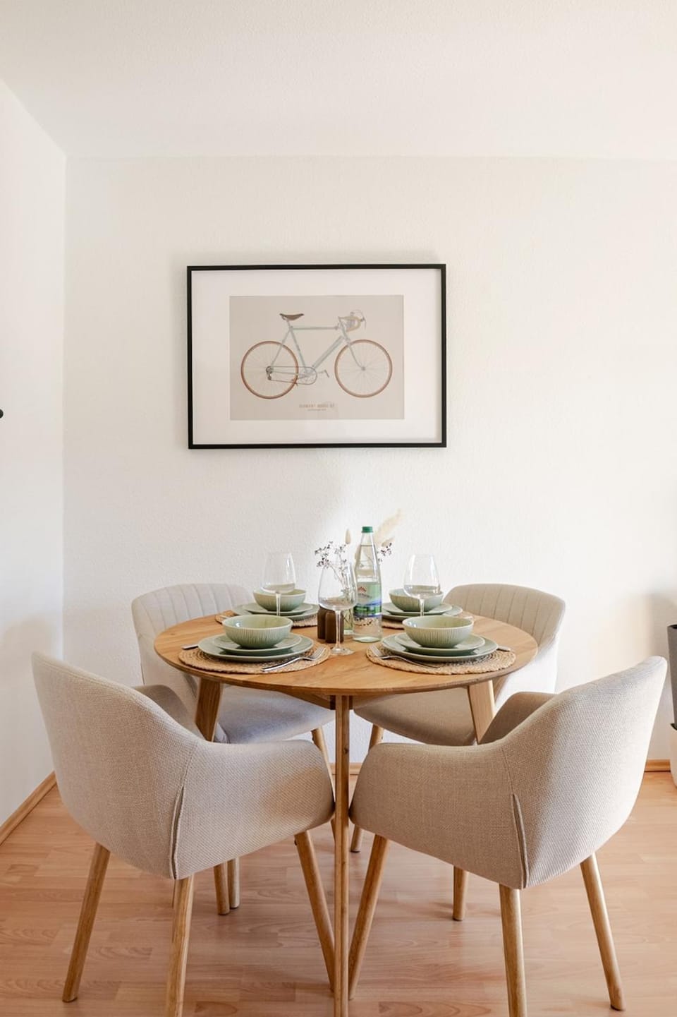 Living room, Dining area