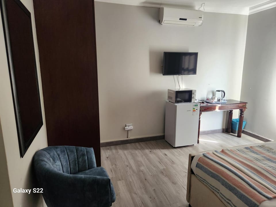 Pado B & B Bed and Breakfast in Port Elizabeth