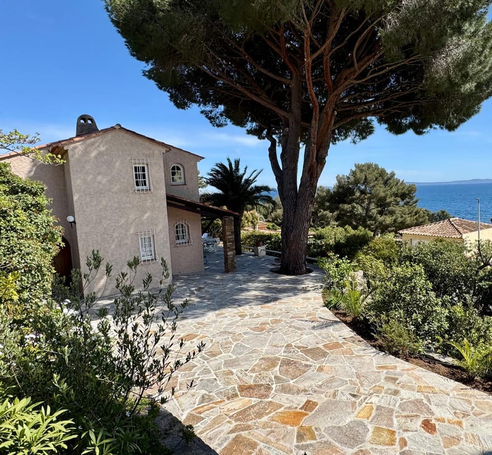 Property building, Sea view