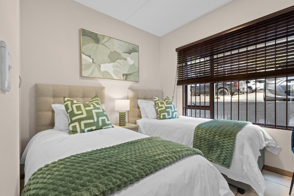 Prime location in upmarket security estate Apartment in Gauteng