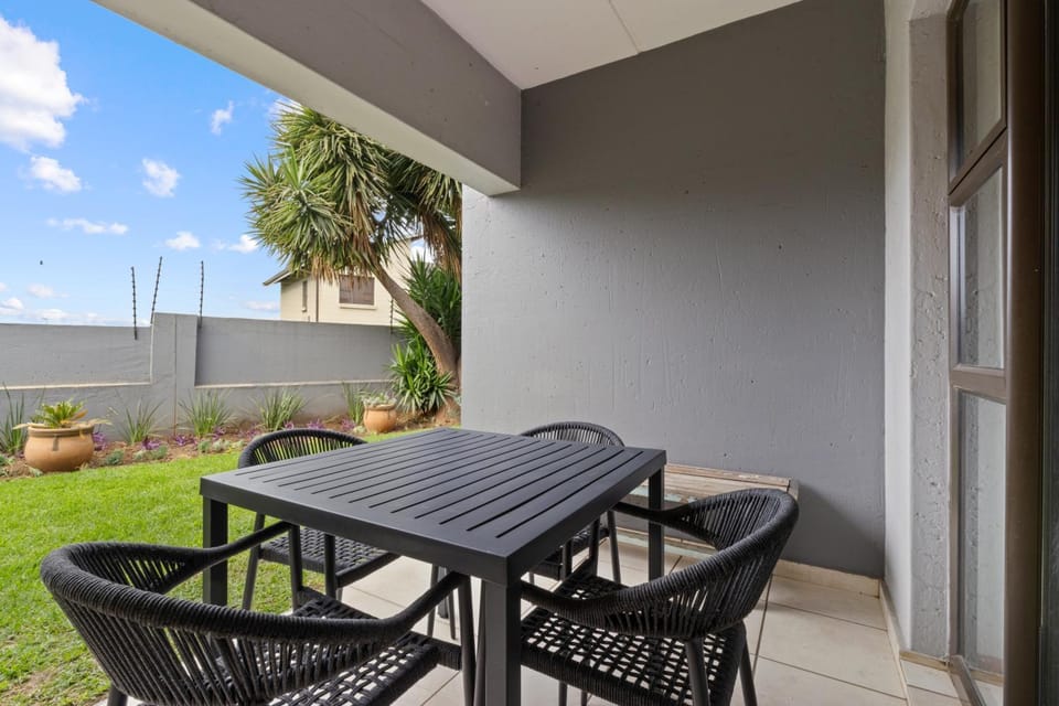 Prime location in upmarket security estate Apartment in Gauteng