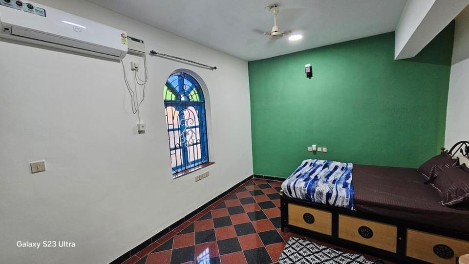 4bhk BoHo Villa at Parra near Coconut Tree Road Villa in Goa, India