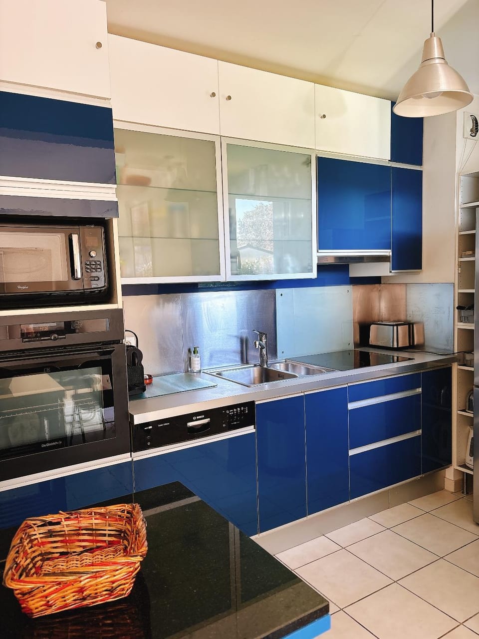 Kitchen or kitchenette, Dining area, dishwasher, oven, stove, toaster