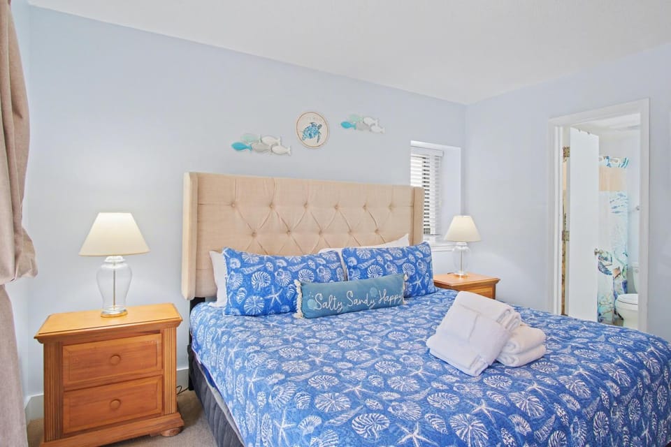 1611 Port Villa @ South Beach - Waterfront Villa House in Hilton Head Island