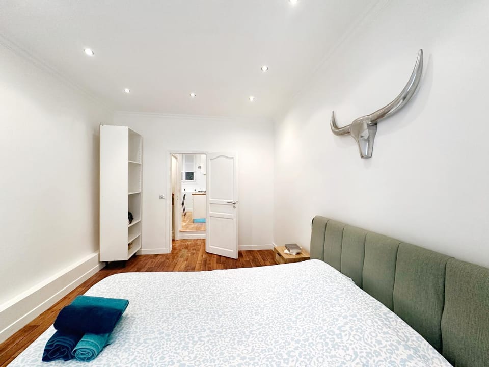 Appartement Chic Paris 16, Proche Tour Eiffel Apartment in Paris
