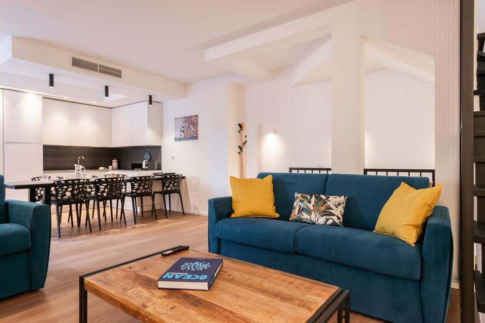Communal lounge/ TV room, TV and multimedia, Dining area, kitchen