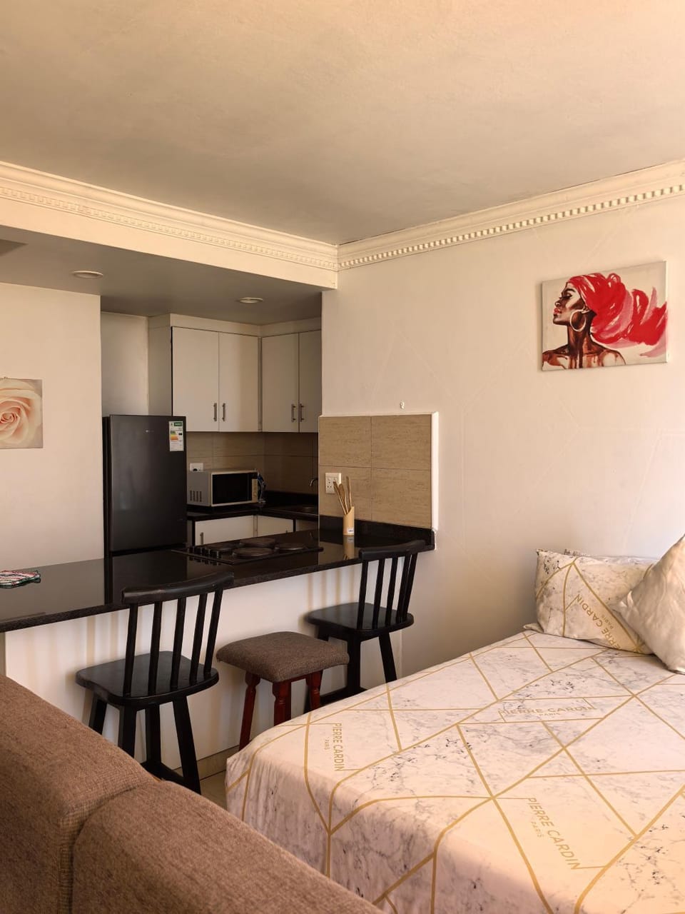 Bed, Living room