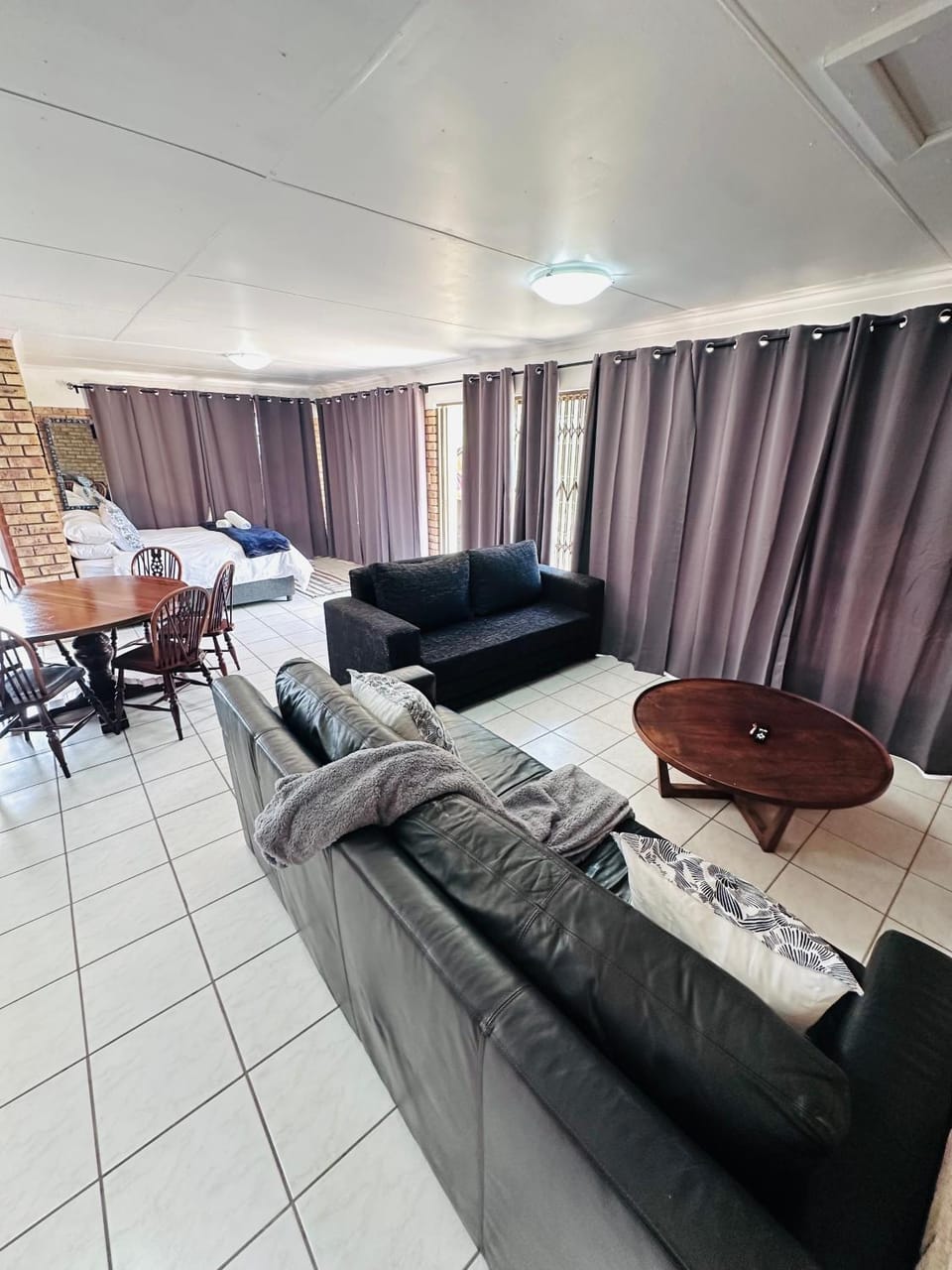 Living room, Seating area, Dining area