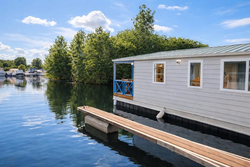 Property building, Natural landscape, River view